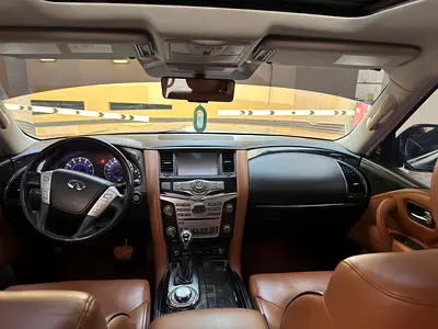 2020 Infiniti QX80 照片 9