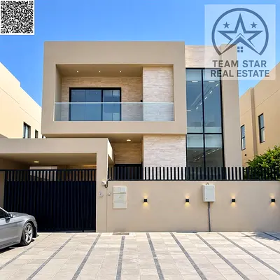 فيلا فاخره للايجار 4 غرف نوم ماستر + 2 صاله + مجلس + غرفه مكتب +غرفه خادمه + خزاين للملابس +مكيف مركزي
