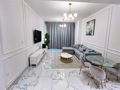 Fully Furnished | High Floor | Canal Views | Vacant Now