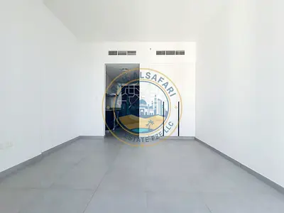 Spacious studio Apartment with gym, pool and parking in east village Aljada