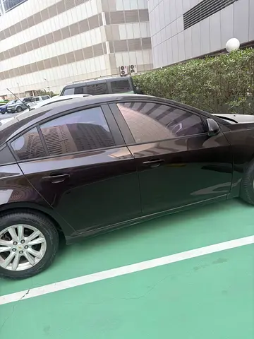 2013 Chevrolet CRUZE 照片 1