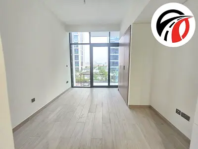 Ultra modern luxurious studio with all 5 star amenities