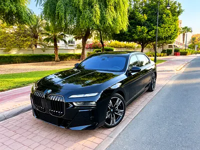 BMW 740I M-SPORT PRO • 2026 • AGMC 5 YEARS WARRANTY AND SERVICE •GCC•BRAND NEW.