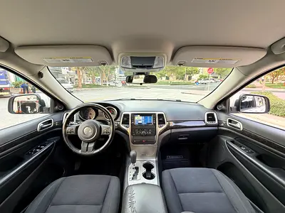 صورة 16 لـ 2011 JEEP GRAND CHEROKEE