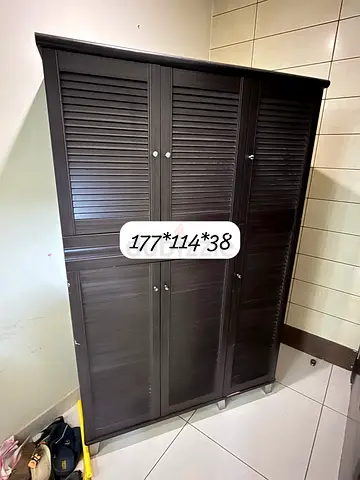 Available shoes rack ready to sell