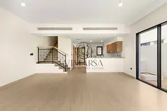 CLOSE TO POOL |BACK TO BACK | MIDDLE CORNER
