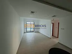 Natural Sun Light | Mid Floor | Open View | Vacant