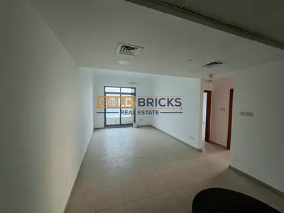 Natural Sun Light | Mid Floor | Open View | Vacant