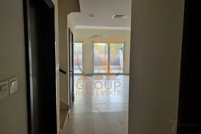 single row | Spacious 3-BHK with Maid’s Room
