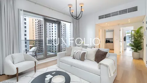 Upgraded | Prime Location | Low Floor