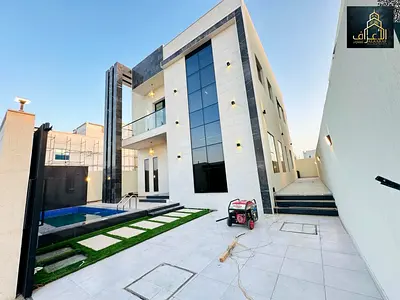 Villa for sale, registration fees included, strategically located near all services, schools and shopping centers