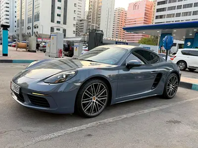 Amazing 718 Porsche