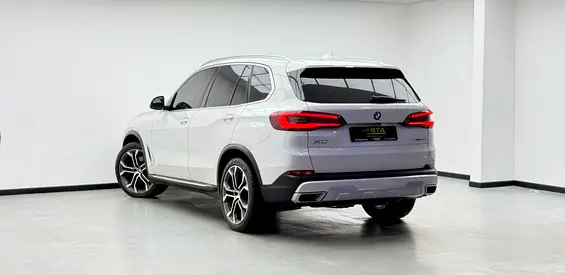 2019 BMW X5 — фото 6