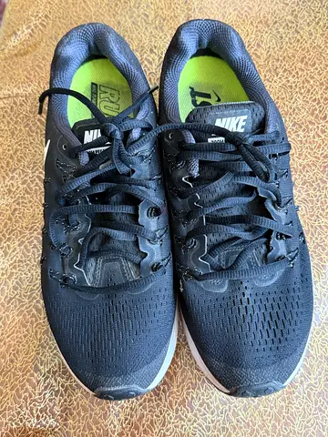 Used Nike Running Shoes - Black, Size Unknown