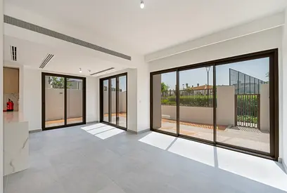4BR Villa | La Violeta 2 | Garden View | Unfurnished