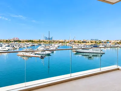 Prime | Beach Access | Spacious | Vacant