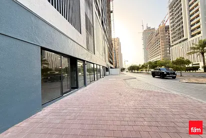 Shell & Core, Ready To Move, Main Road Location