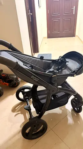 Egg stroller in good condition - single seat, grey