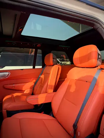 صورة 3 لـ 2025 LYNK & CO 900