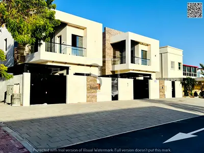 For sale: a fully furnished villa with a strategic location close to all services, schools, and shopping centers.
