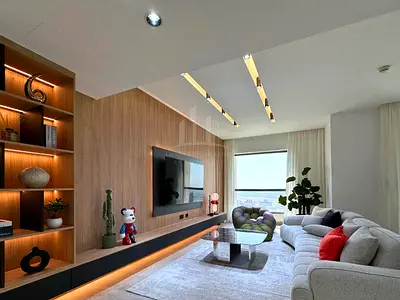 Luxury upgraded | Sea and Marina View | Vacant