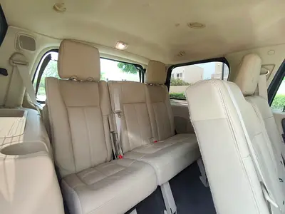 صورة 10 لـ 2015 Lincoln NAVIGATOR