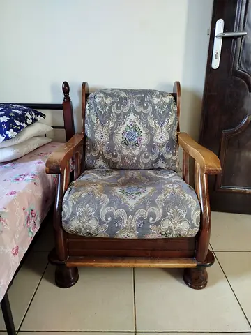 Solid Wood Vintage2  Armchair with Cushioned Upholstery