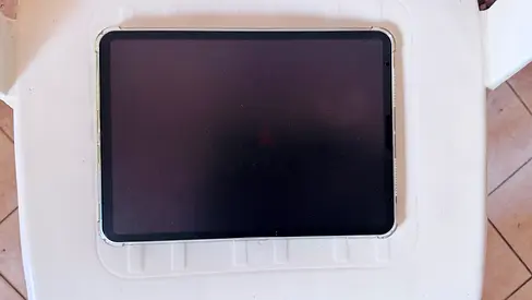 Apple iPad pro 11 m4 chip (used) -tablet in good condition