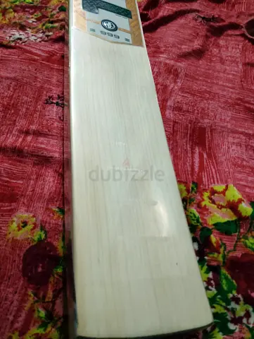 TON 999 - English Willow Cricket Bat
Regular price