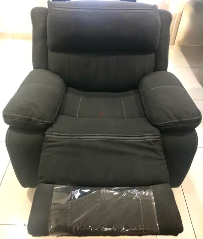 Almost new recliner for SALE 650 AED