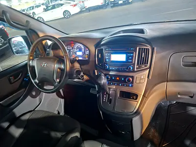 صورة 3 لـ 2019 Hyundai GRAND STAREX