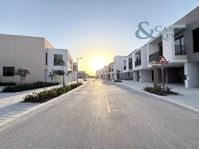 BRAND NEW | READY TO MOVE | SPACIOUS