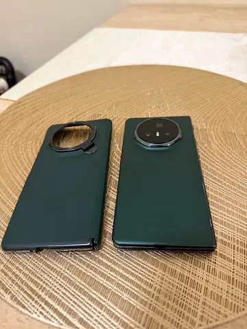 HONOR Magic V3 12GB+512GB Green - Uae Stock.