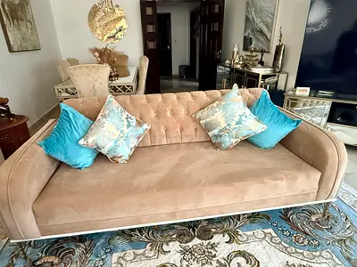 Luxury Velvet full Sofa set in excellent condition
