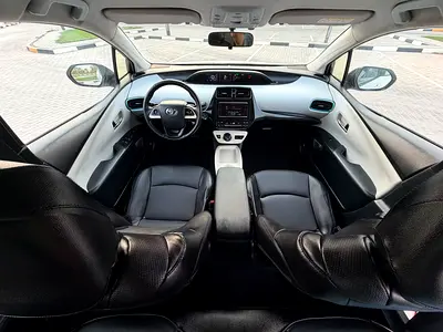 2017 Toyota PRIUS 照片 12