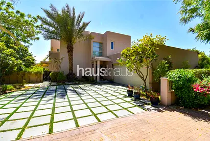 Quiet Corner Plot | Amazing Reno Project | VOT