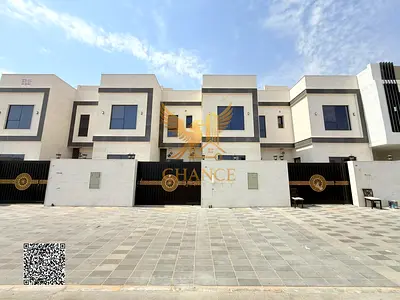 4 bedrooms, 3 living rooms, a majlis (formal sitting room), and a dining room. Ground floor, first floor, and roof.