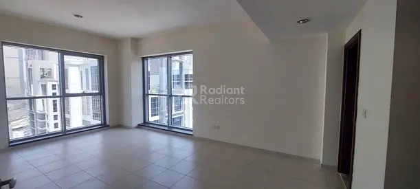 Vacant 2BR | Bay Avenue Access | Prime Location