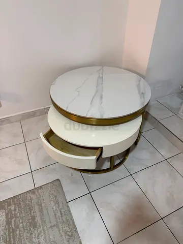 Set of 2 Luxury Round Nesting Coffee Tables with Marble Top and Gold Frame