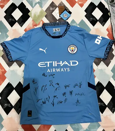 Original Signed Manchester City W.F.C. – Women’s Super League Trikot with tags