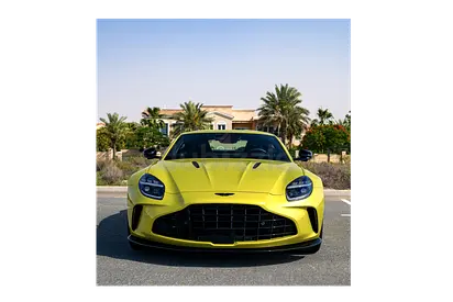 2025 Aston Martin Vantage V8, Aston Martin Warranty+Service Contract+Full Service History, GCC Specs