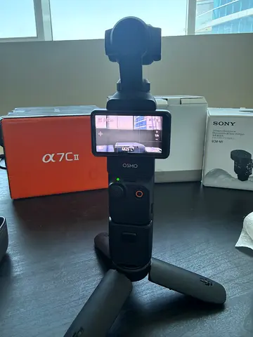 DJI Osmo Pocket 3 + 256GB Card, Case, Tripod, Diffusion Filter | Bundle