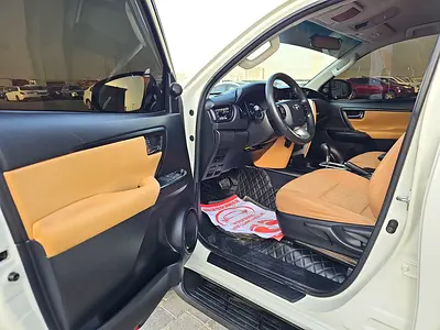 صورة مصغرة 13 لـ 2018 Toyota FORTUNER