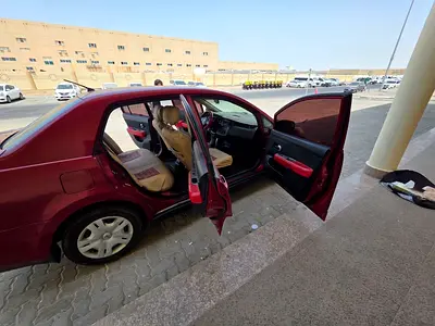 2010 Nissan VERSA 照片 8