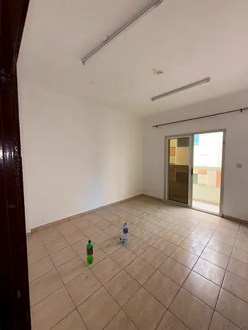 Hot offer 🔥 Spacious 1 BHK | Separate Hall | Balcony | Sunlight View | Family Building One month free