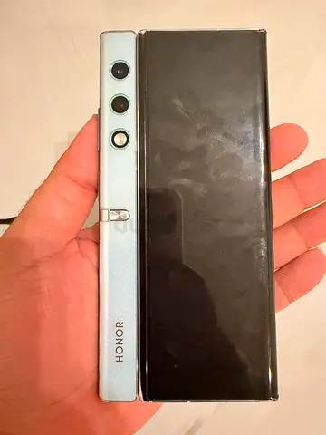 honor v purse
