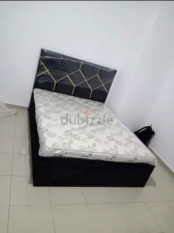 Queen bed frame with mattress - black upholstered headboard 150*190 cm