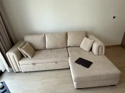 Light Beige Sofa Cama / Chaise Lounge