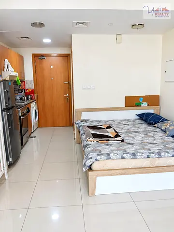 Simple, Sunlit Living in a Well-Connected Community