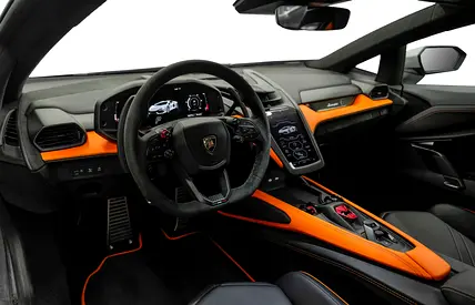 2024 Lamborghini REVUELTO photo 10
